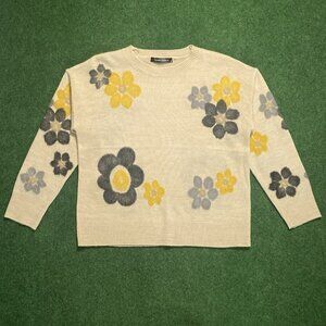 Gabby Isabella Women’s  Fuzzy Floral Sweater Medium Tan